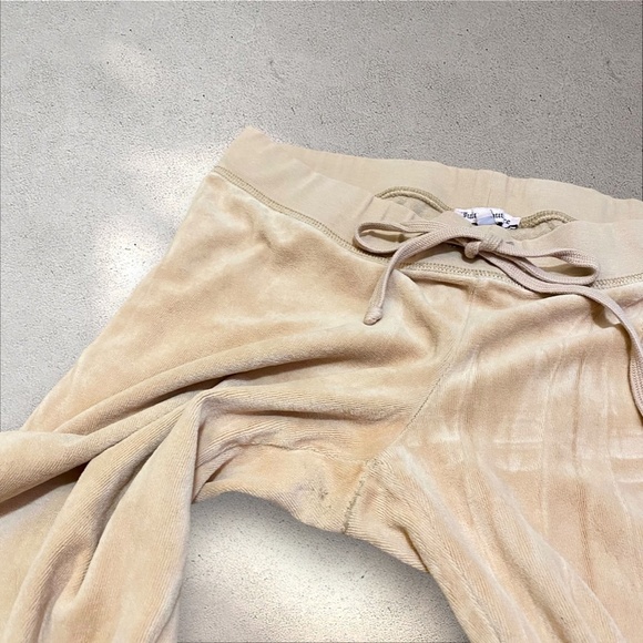 !! SOLD DO NOT BUY !!  Juicy Couture Cream Peach Velour Pants - Picture 4 of 4